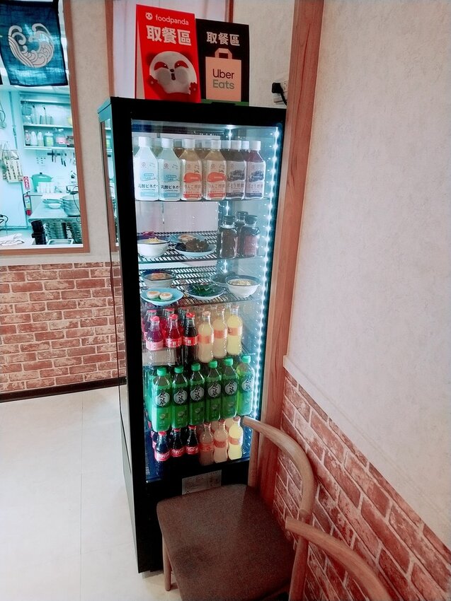 [麻辣鴨血臭豆腐宵夜場推薦]來碗「湊臭」的麻辣鴨血臭豆腐，板橋麻辣小吃，獨家秘方熬煮的多層次湯頭，開胃