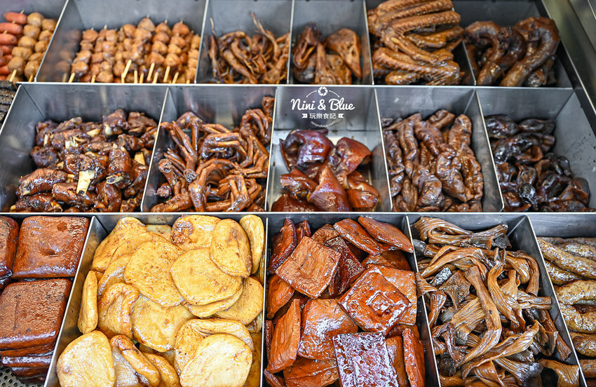 台中東山鴨頭，近30種食材先滷後炸，推薦必點超酥脆的招牌豆皮 -妮妮布魯