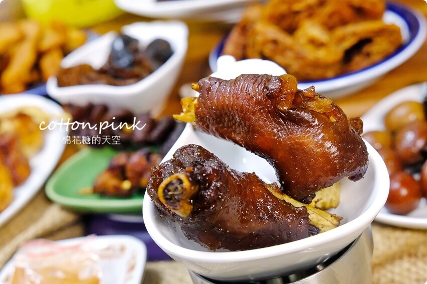 台中東山鴨頭推這家！忠孝夜市旁小路珍東山鴨頭開攤訂單就接不完 - 棉花糖的天空
