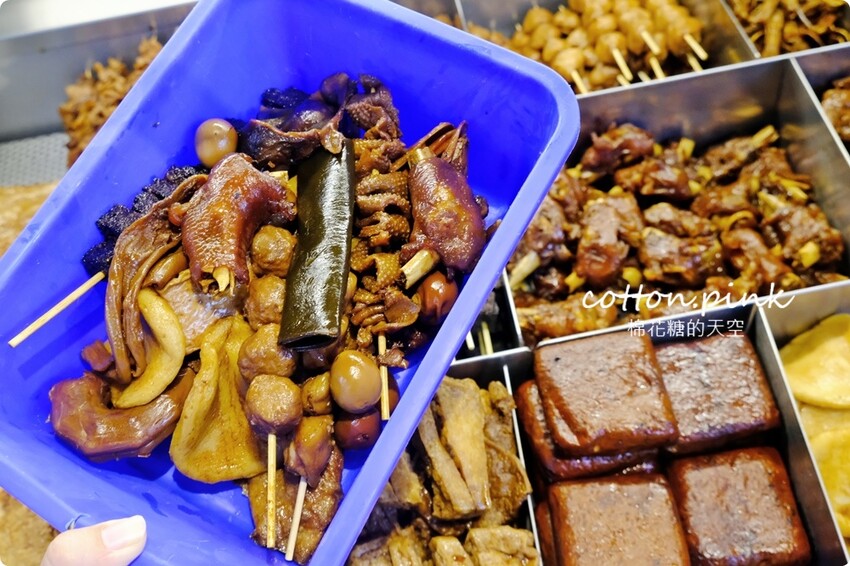 台中東山鴨頭推這家！忠孝夜市旁小路珍東山鴨頭開攤訂單就接不完 - 棉花糖的天空