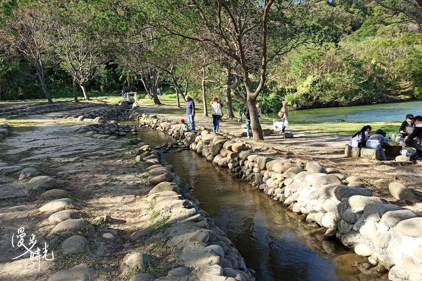 桃園景點／三坑自然生態公園－龍潭大漢溪畔親子野餐地，絕美湖色與精彩地景細說樟之路
