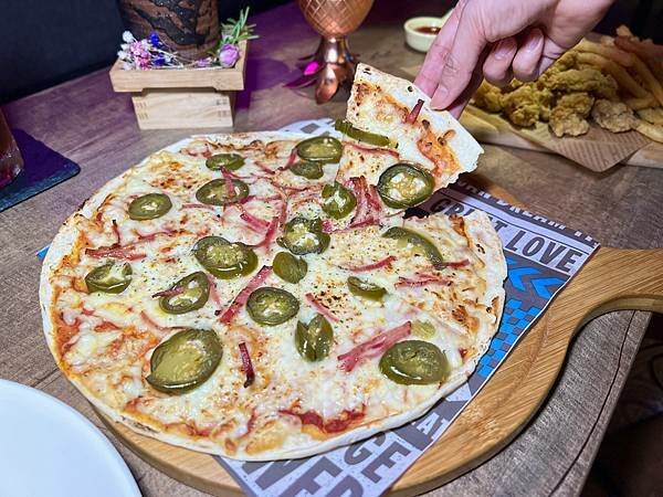 [西門美食] RayDarts 飛鏢運動酒吧 神仙系調酒+餐酒美食 #台北萬華區西門町酒吧/餐酒館 @蛋寶趴趴go