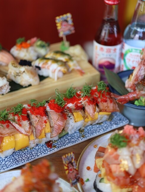 【台中食記】東區鄰近樂成宮超浮誇日料『金衛亭浮誇壽司首代目』裝潢讓你一秒飛日本，五千多則GOOGLE評價4.