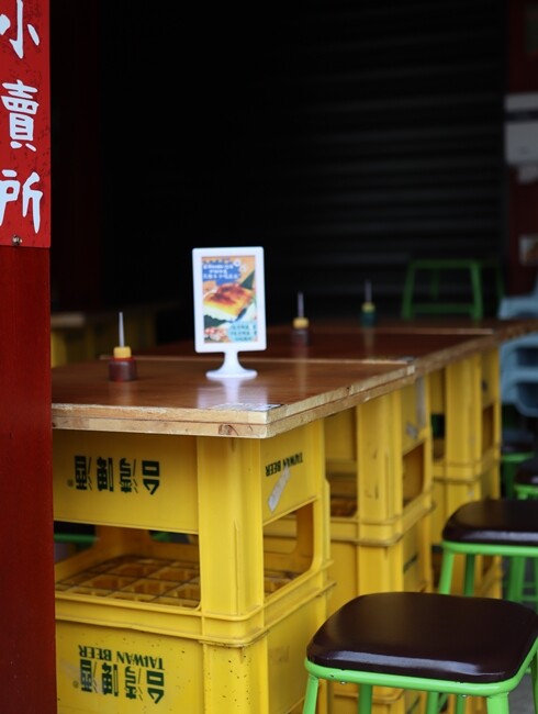 【台中食記】東區鄰近樂成宮超浮誇日料『金衛亭浮誇壽司首代目』裝潢讓你一秒飛日本，五千多則GOOGLE評價4.