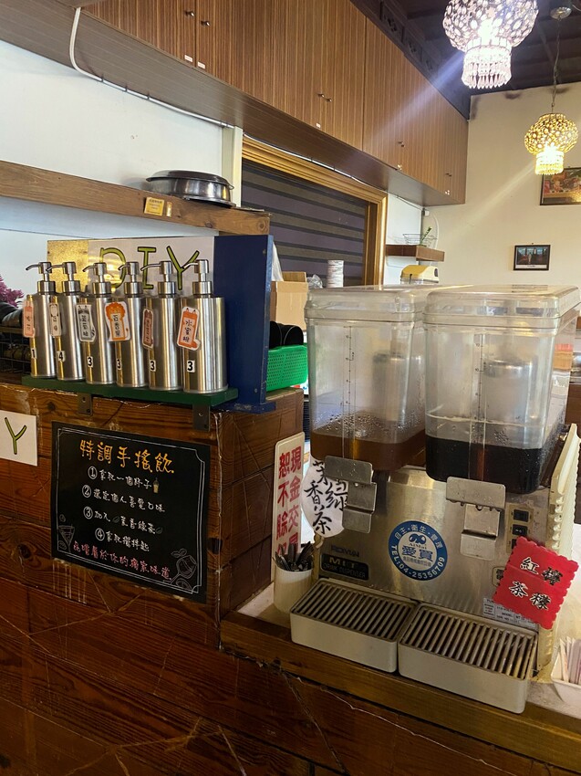 [台中豐原] 覓湯庭園鍋物｜隱身在巷弄內的日式建築｜一秒進入湯婆婆油屋｜豐原親子餐廳｜全豐原最大的兒童遊戲沙坑｜內附菜單 - 萍姐愛分享