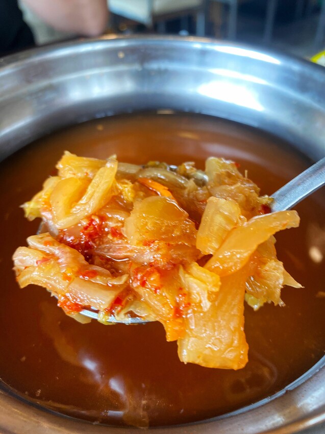 [台中豐原] 覓湯庭園鍋物｜隱身在巷弄內的日式建築｜一秒進入湯婆婆油屋｜豐原親子餐廳｜全豐原最大的兒童遊戲沙坑｜內附菜單 - 萍姐愛分享