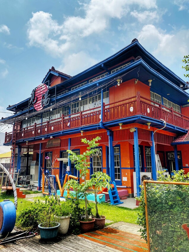 [台中豐原] 覓湯庭園鍋物｜隱身在巷弄內的日式建築｜一秒進入湯婆婆油屋｜豐原親子餐廳｜全豐原最大的兒童遊戲沙坑｜內附菜單 - 萍姐愛分享