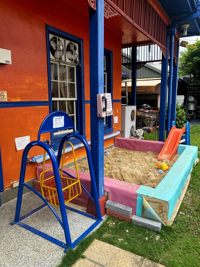 [台中豐原] 覓湯庭園鍋物｜隱身在巷弄內的日式建築｜一秒進入湯婆婆油屋｜豐原親子餐廳｜全豐原最大的兒童遊戲沙坑｜內附菜單 - 萍姐愛分享