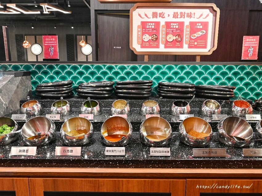 台中市南屯區台中麻辣鍋吃到飽推薦，和牛吃到飽最低只要798元起，新菜單上市，於台中五權西店出示本篇文章於指定時間用餐再享優惠！