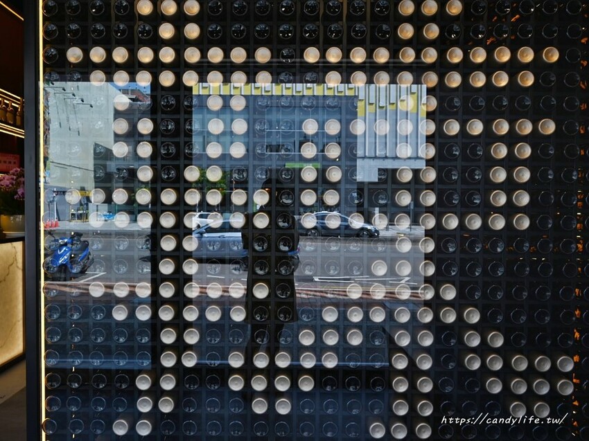 台中市南屯區台中麻辣鍋吃到飽推薦，和牛吃到飽最低只要798元起，新菜單上市，於台中五權西店出示本篇文章於指定時間用餐再享優惠！