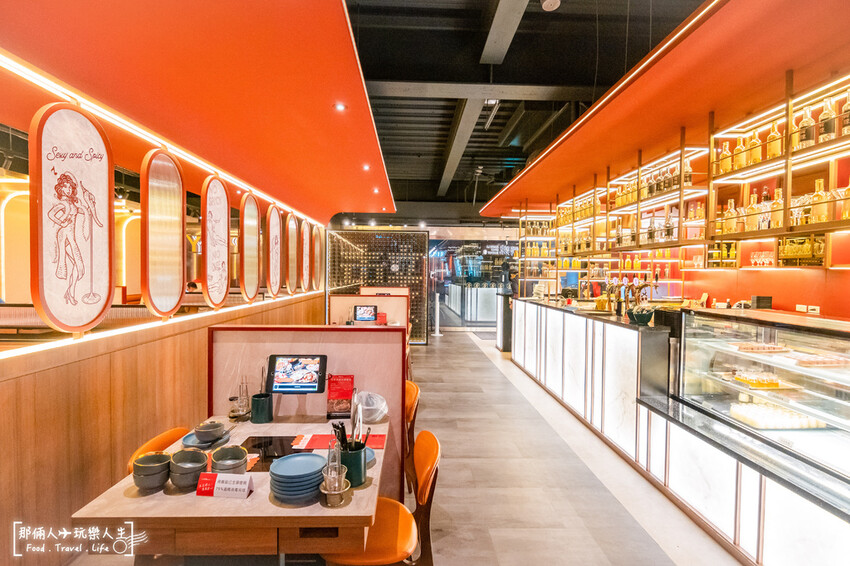 嚮辣和牛麻辣鍋來台中插旗了,和牛吃到飽竟然千元有找!!!