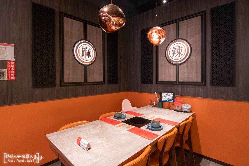 嚮辣和牛麻辣鍋來台中插旗了,和牛吃到飽竟然千元有找!!!