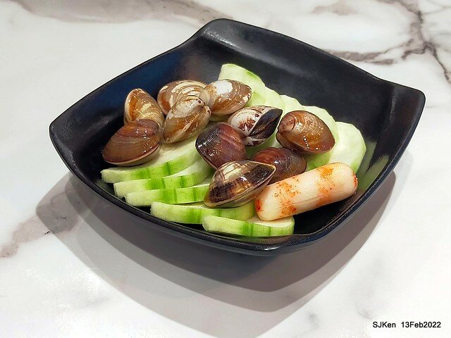 「老先覺土城火鍋店」(Hot pot store), Tushen area, HsinPei city, Taiwan, SJKen, Feb 13, 2022.