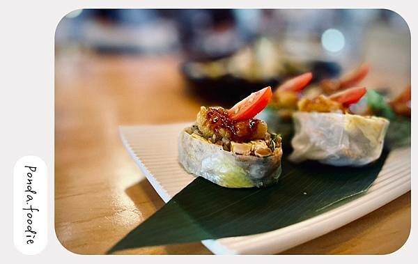 新築窟 | 新竹超美日式翻新老宅，一品亞洲創意蔬食料理~!