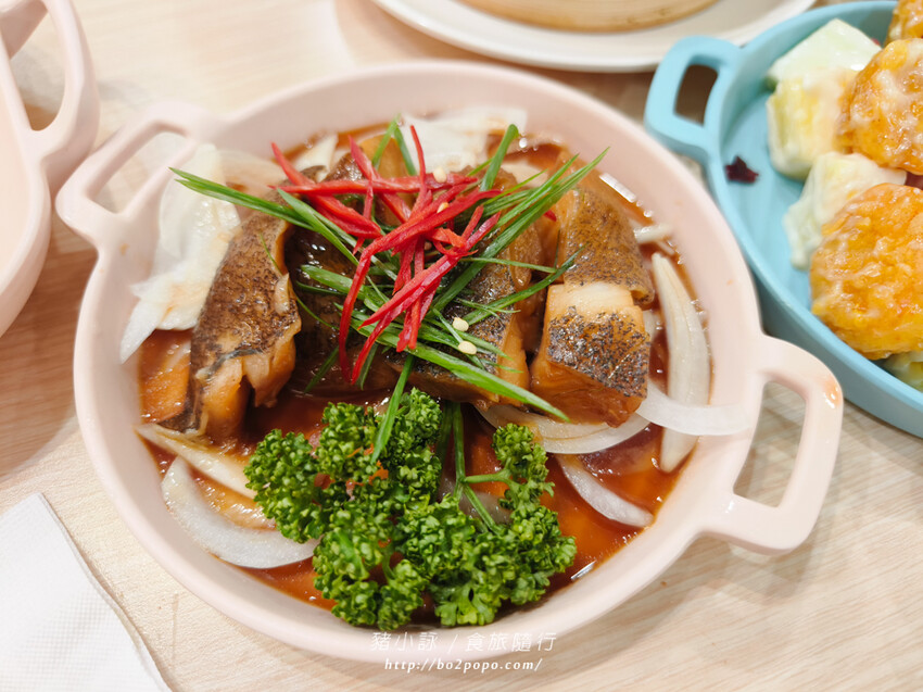 台南。歸仁》聚豐樓(台灣新知味)(台南三井店)可愛的子彈列車送餐