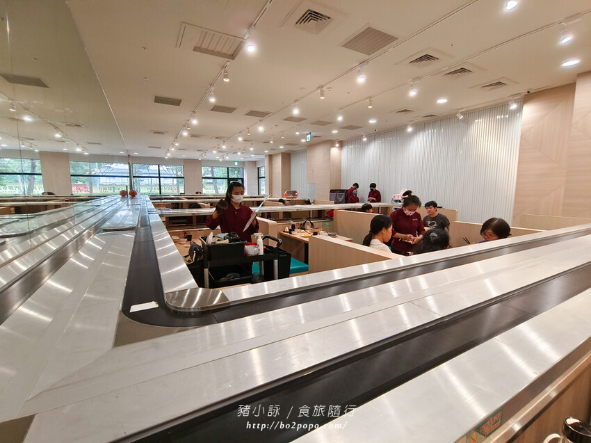 台南。歸仁》聚豐樓(台灣新知味)(台南三井店)可愛的子彈列車送餐