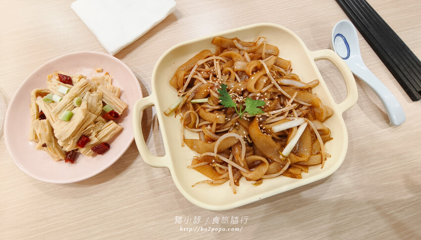 台南。歸仁》聚豐樓(台灣新知味)(台南三井店)可愛的子彈列車送餐