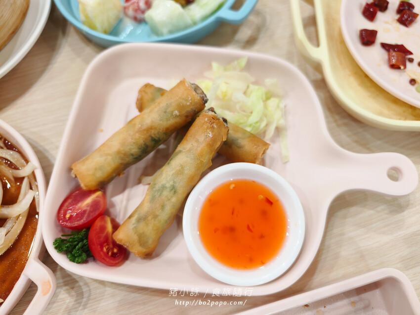 台南。歸仁》聚豐樓(台灣新知味)(台南三井店)可愛的子彈列車送餐