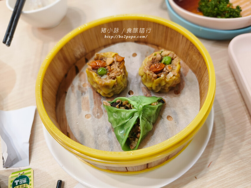 台南。歸仁》聚豐樓(台灣新知味)(台南三井店)可愛的子彈列車送餐