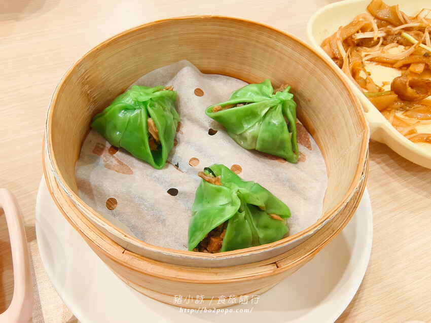 台南。歸仁》聚豐樓(台灣新知味)(台南三井店)可愛的子彈列車送餐