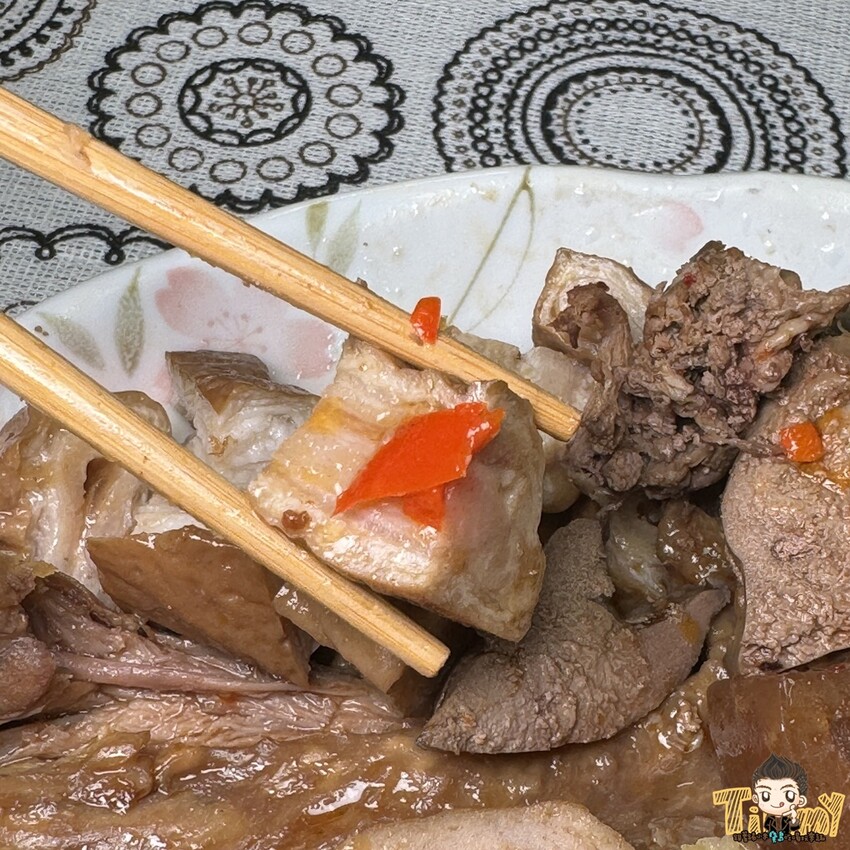 新竹縣竹北市竹北超高人氣的秘醬滷味搬家囉！ 被網友評選全台最強冷滷味連鎖品牌就是這一家！ 濃郁醬香冷滷味讓人一吃難忘！ (菜單營業時間地址電話) - 跟著踢小米吃喝玩樂趣