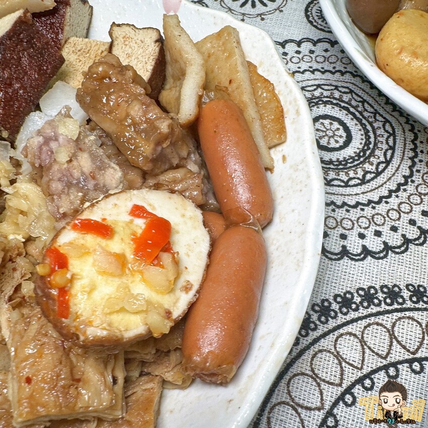 新竹縣竹北市竹北超高人氣的秘醬滷味搬家囉！ 被網友評選全台最強冷滷味連鎖品牌就是這一家！ 濃郁醬香冷滷味讓人一吃難忘！ (菜單營業時間地址電話) - 跟著踢小米吃喝玩樂趣