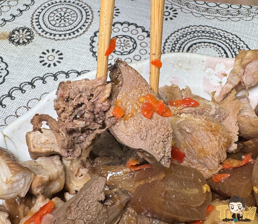 新竹縣竹北市竹北超高人氣的秘醬滷味搬家囉！ 被網友評選全台最強冷滷味連鎖品牌就是這一家！ 濃郁醬香冷滷味讓人一吃難忘！ (菜單營業時間地址電話) - 跟著踢小米吃喝玩樂趣