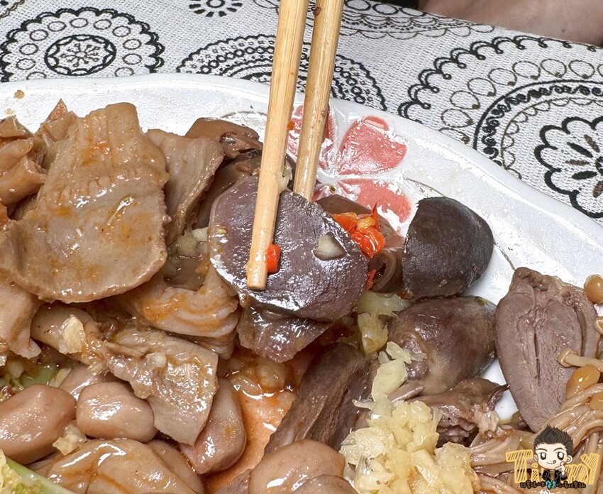 新竹縣竹北市竹北超高人氣的秘醬滷味搬家囉！ 被網友評選全台最強冷滷味連鎖品牌就是這一家！ 濃郁醬香冷滷味讓人一吃難忘！ (菜單營業時間地址電話) - 跟著踢小米吃喝玩樂趣