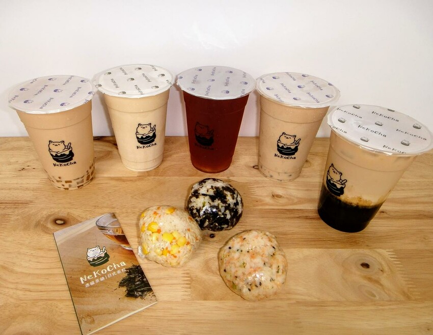 【美食】「NeKocha遇貓茶韻」內湖日式飯糰推薦，內湖手搖飲料推薦、內湖日式便當推薦 (附菜單)