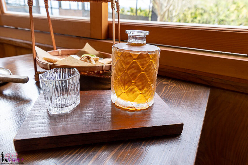 日月潭湖の怪物咖啡｜漁池鄉南投–創新的古早味甜點組合，超有日式風格的氛圍