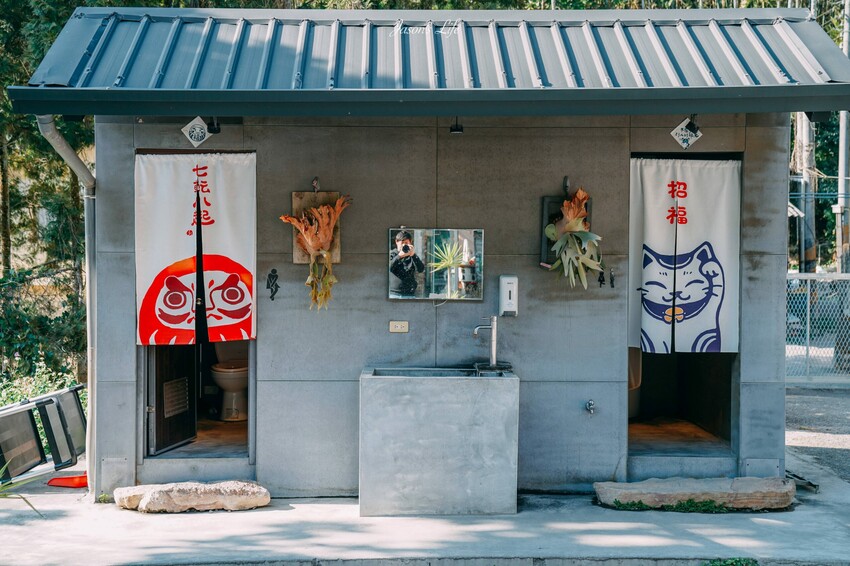 【南投魚池｜美食】湖の怪物。日月潭下午茶推薦，三隻湖怪紅龜粿討喜好吃，日式建築好拍