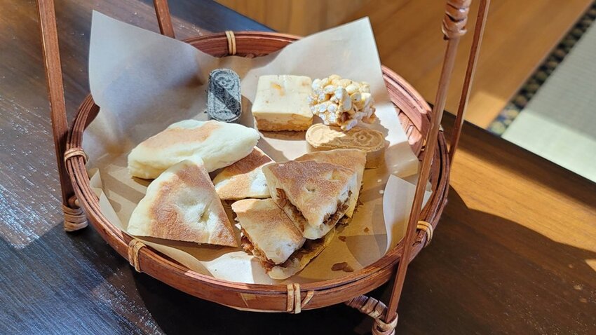 偽出國秘境!一秒飛日本京都,還有現烤小湖怪紅龜粿,沒預約吃不到唷!!