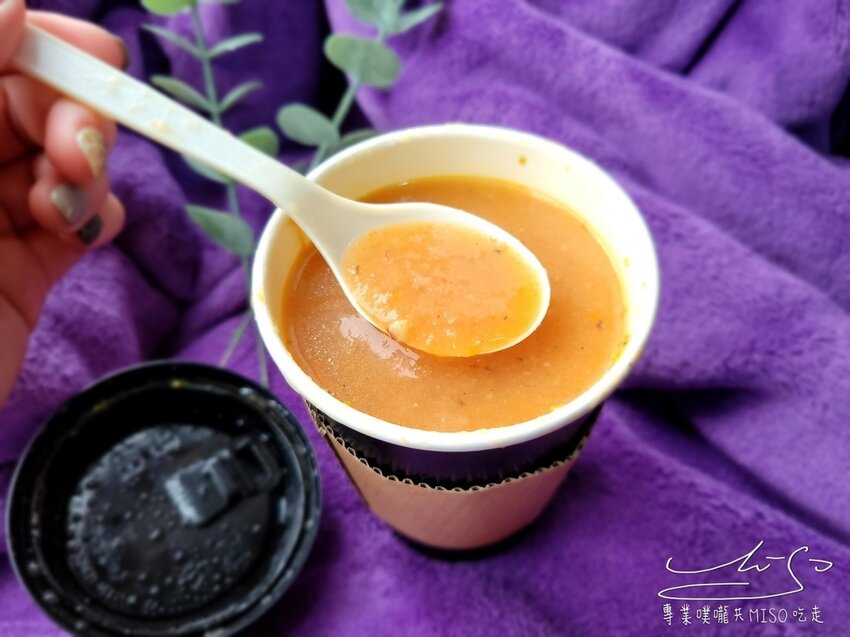 【東區沙拉】Just in Salad就是沙拉 ➤ 忠孝敦化輕食，低GI餐盒，低碳無麩質健康餐盒！東區216巷！