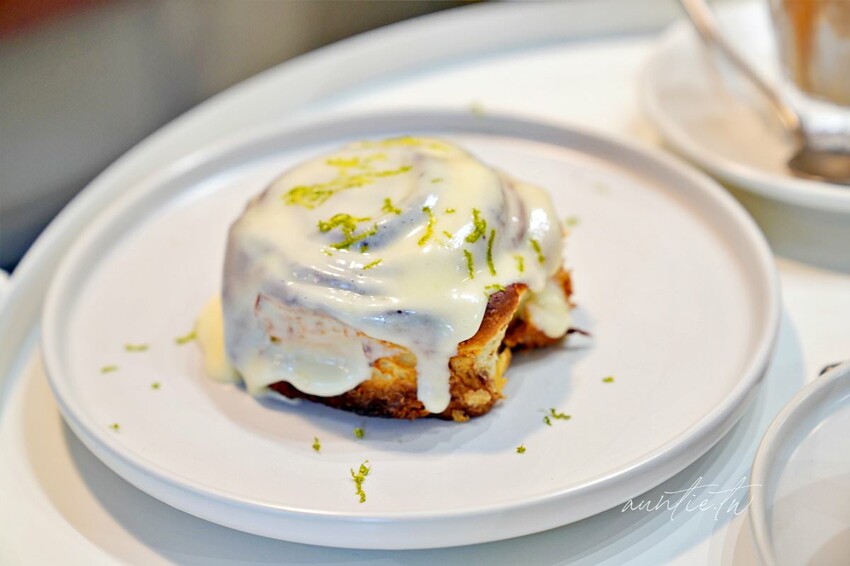 【台北】士林|Chüan Chuan 捲捲,激推雙重口味焦糖肉桂捲,香草布丁,士林必訪咖啡廳推薦