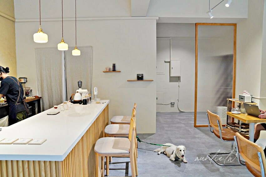 【台北】士林|Chüan Chuan 捲捲,激推雙重口味焦糖肉桂捲,香草布丁,士林必訪咖啡廳推薦