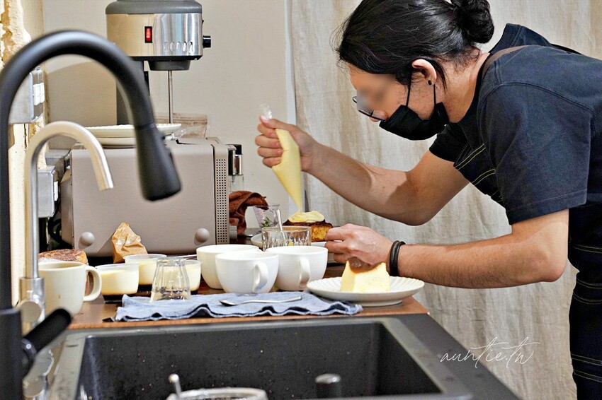 【台北】士林|Chüan Chuan 捲捲,激推雙重口味焦糖肉桂捲,香草布丁,士林必訪咖啡廳推薦