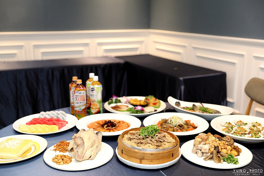 台中市東區天圓好料上桌！2023-2024春酒尾牙不能錯過的精緻美饌奢｜台中天圓地方婚宴會館