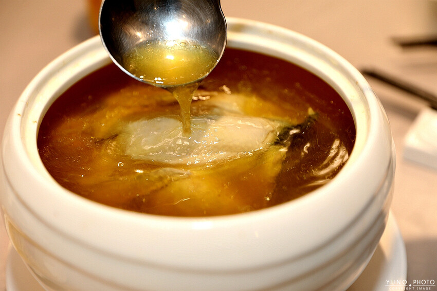 台中市東區天圓好料上桌！2023-2024春酒尾牙不能錯過的精緻美饌奢｜台中天圓地方婚宴會館