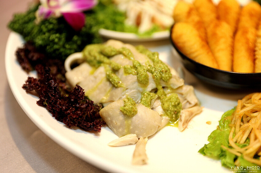 台中市東區天圓好料上桌！2023-2024春酒尾牙不能錯過的精緻美饌奢｜台中天圓地方婚宴會館