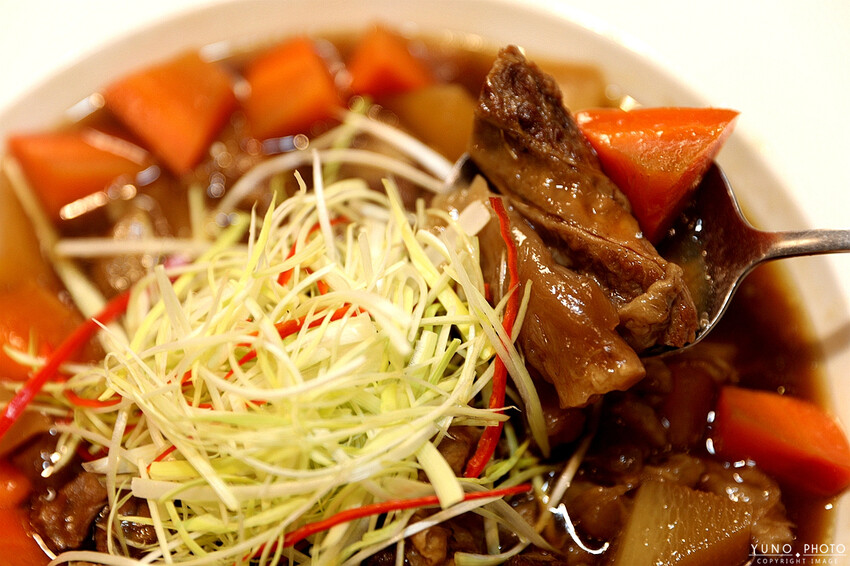 台中市東區天圓好料上桌！2023-2024春酒尾牙不能錯過的精緻美饌奢｜台中天圓地方婚宴會館