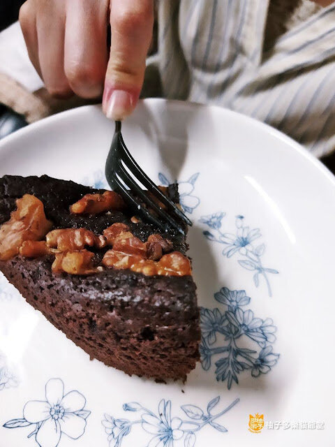 酮之天堂(酮の天堂)：醫生親自研發的無澱粉蛋糕 大地重乳酪蛋糕 路西法可可布朗尼｜宅配團購 生酮甜點 無糖蛋糕