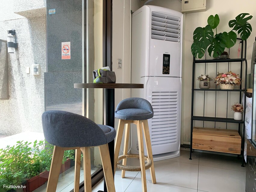 瞧瞧甜點賊⟩隱藏在住宅區內手工甜點店，口感清爽不甜膩-新竹香山美食 @果果愛Fruitlove