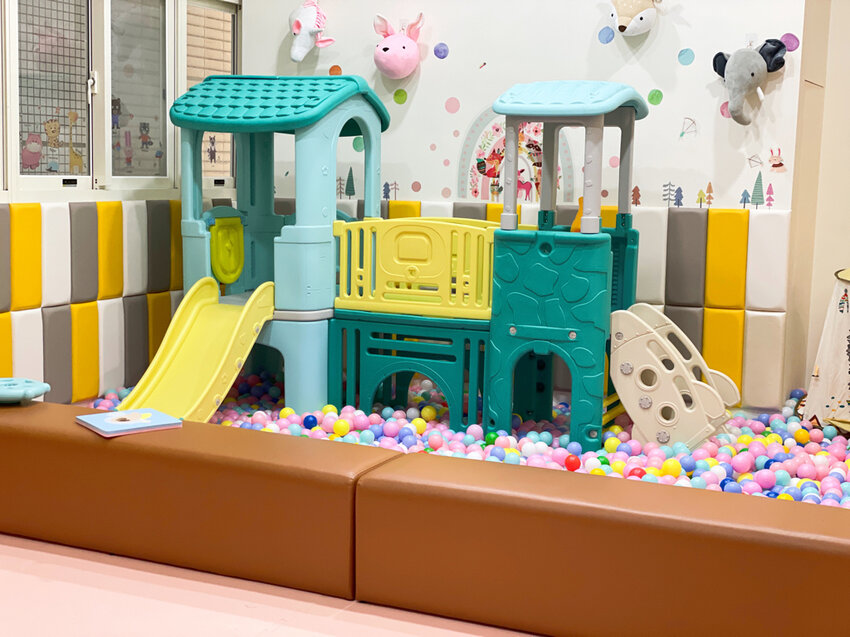 沐恩遠東溫泉渡假飯店 ▏每間房間都有浴池 四人房含早餐3000有找 還不收進口袋。溫泉SPA池、親子遊戲室 離湯圍溝公園3分鐘。礁溪飯店 / 宜蘭飯店