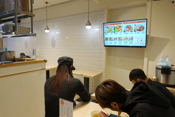 國父紀念館多國風味的台北南洋料理-信義安和有樂海南雞,海南雞飯、肉骨茶、叻沙麵超好吃的台北新加坡美食餐廳