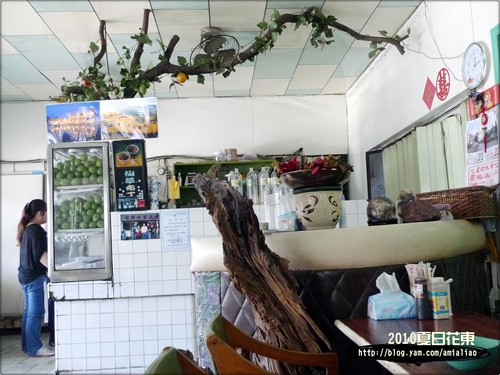 【夏日花東】佳興冰果室。