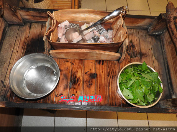 IMG_1300.JPG IMG_1300.JPG