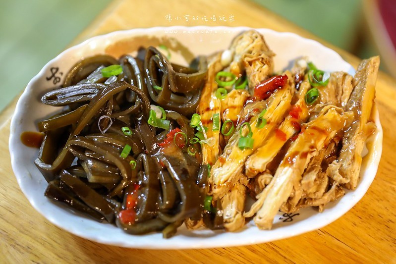 973花蓮縣吉安鄉花蓮縣吉安鄉慶豐十街195號,吉安美食慶豐麵店,宮前西村之家,宮前西村之家菜單,花蓮旅遊,花蓮滷肉飯,花蓮美食,花蓮西村的家菜單,西村的家,西村的家大滷麵,西村的家推薦,西村的家素食 @陳小可的吃喝玩樂