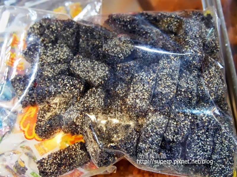 [小攤食記]西湖市場的珍香肉品：一吃上癮的杏仁脆肉片