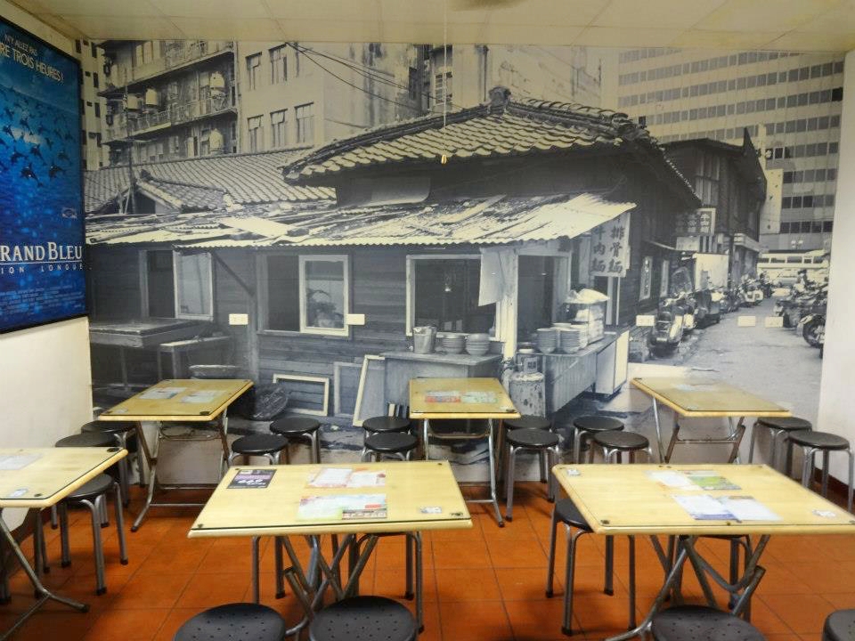 宜蘭最好吃牛肉麵!老眷村川味牛肉麵現做刀削麵,前總統馬英九也來吃過。