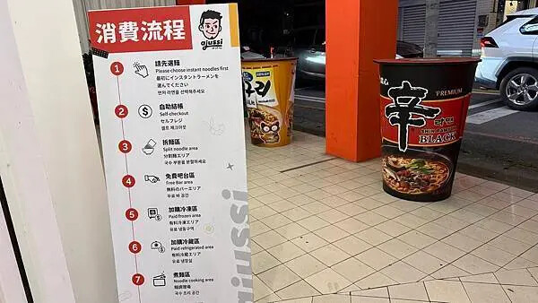 IMG_1124.jpg IMG_1124.jpg